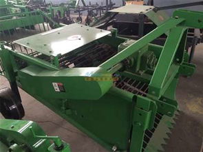 优质收获机供应，山东厂家青州市军岩农业机械专注农业机械服务